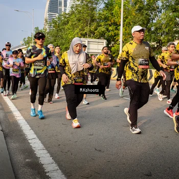 Runner Photo 6704370