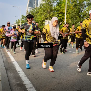 Runner Photo 6704371
