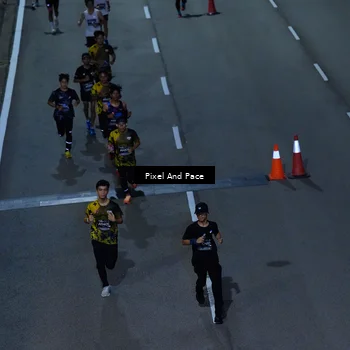 Runner Photo 6704386
