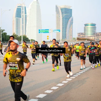 Runner Photo 6704388