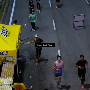 Runner Photo 6704441