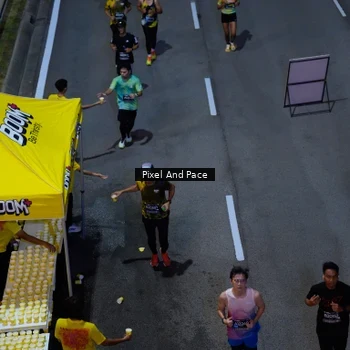 Runner Photo 6704453