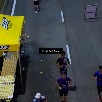 Runner Photo 6704485