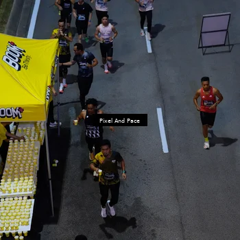 Runner Photo 6704532