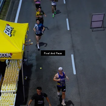 Runner Photo 6704619
