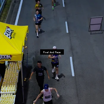 Runner Photo 6704623