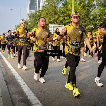 Runner Photo 6704638