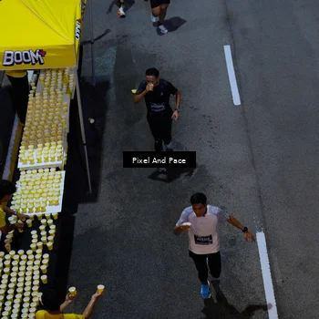 Runner Photo 6704682