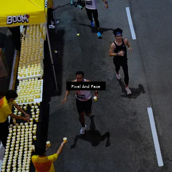 Runner Photo 6704690