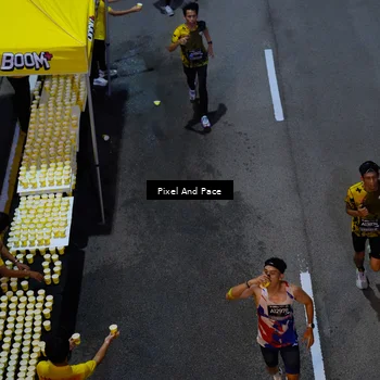 Runner Photo 6704696