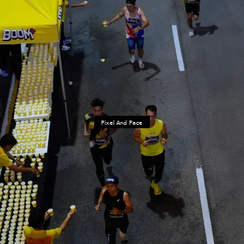 Runner Photo 6704706