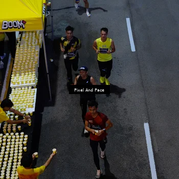 Runner Photo 6704710
