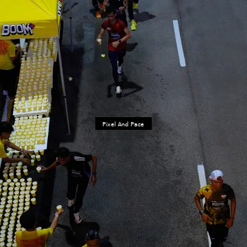 Runner Photo 6704733
