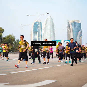 Runner Photo 6704762