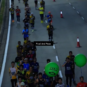Runner Photo 6704776