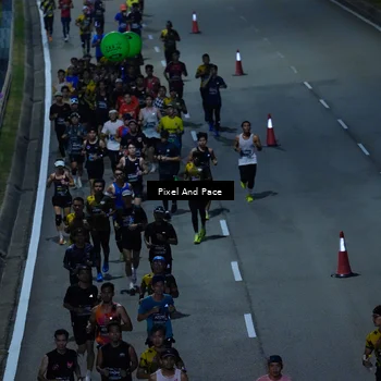 Runner Photo 6704833