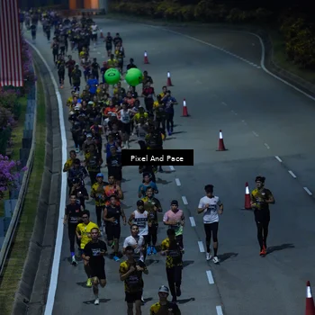Runner Photo 6704865