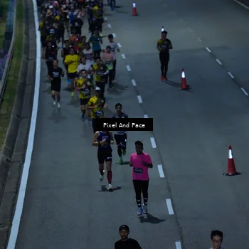 Runner Photo 6704889