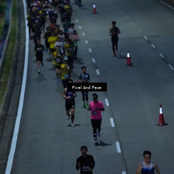 Runner Photo 6704893