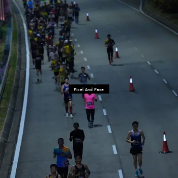 Runner Photo 6704904