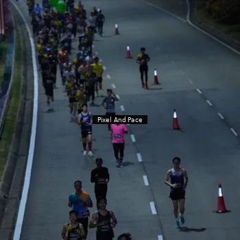 Runner Photo 6704916