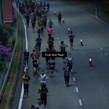 Runner Photo 6704960