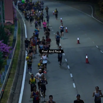 Runner Photo 6704975