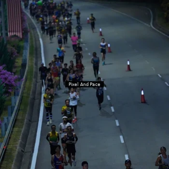 Runner Photo 6704981