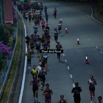 Runner Photo 6704983