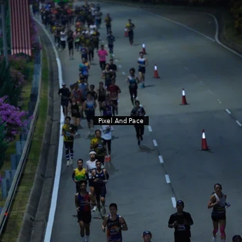 Runner Photo 6704984