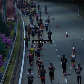 Runner Photo 6704997