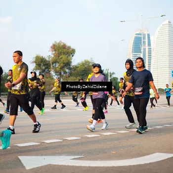 Runner Photo 6704998