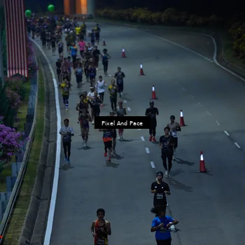 Runner Photo 6705042