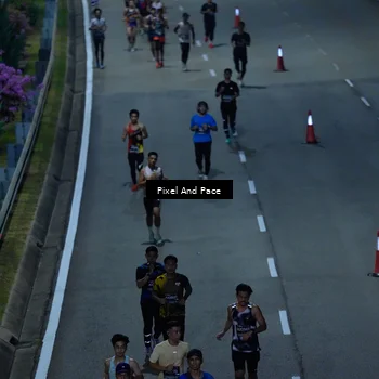 Runner Photo 6705063