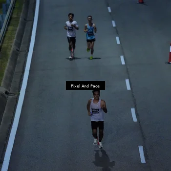 Runner Photo 6705192