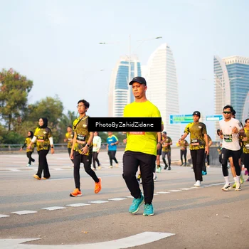 Runner Photo 6705221