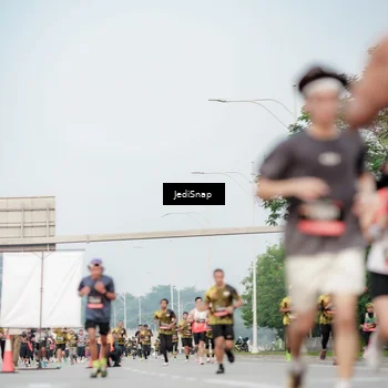 Runner Photo 6705425