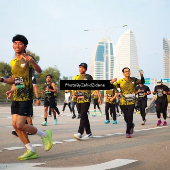 Runner Photo 6705426