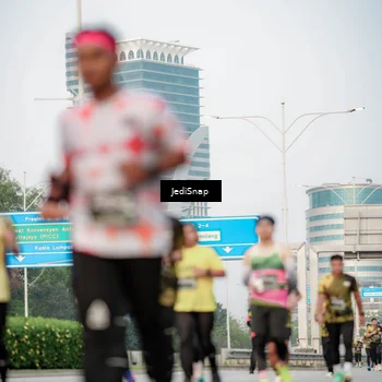 Runner Photo 6705441