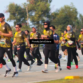Runner Photo 6705493