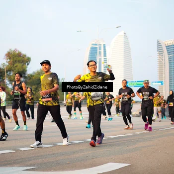 Runner Photo 6705515