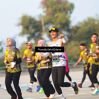 Runner Photo 6705647