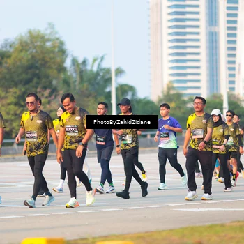 Runner Photo 6705869