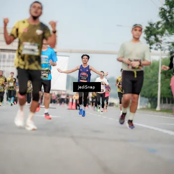 Runner Photo 6705899