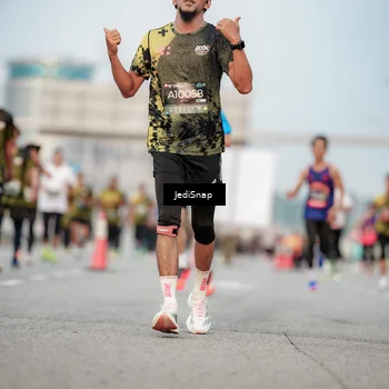 Runner Photo 6705911