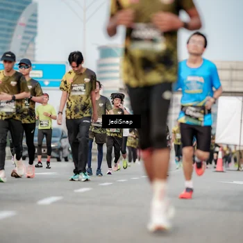 Runner Photo 6705921