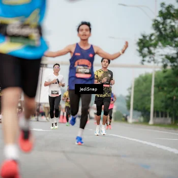 Runner Photo 6705941