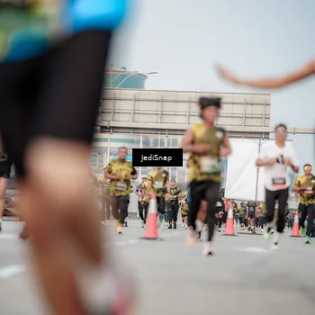 Runner Photo 6705949