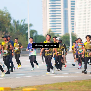 Runner Photo 6705968