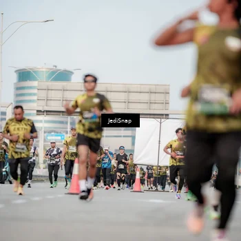 Runner Photo 6705987